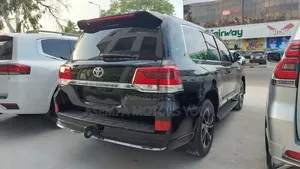 Toyota Land Cruiser 2018 Black