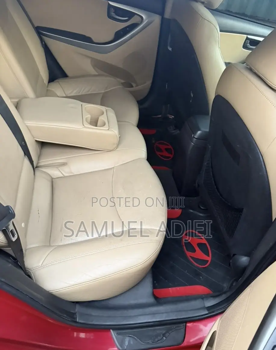 Hyundai Elantra 2013 Red