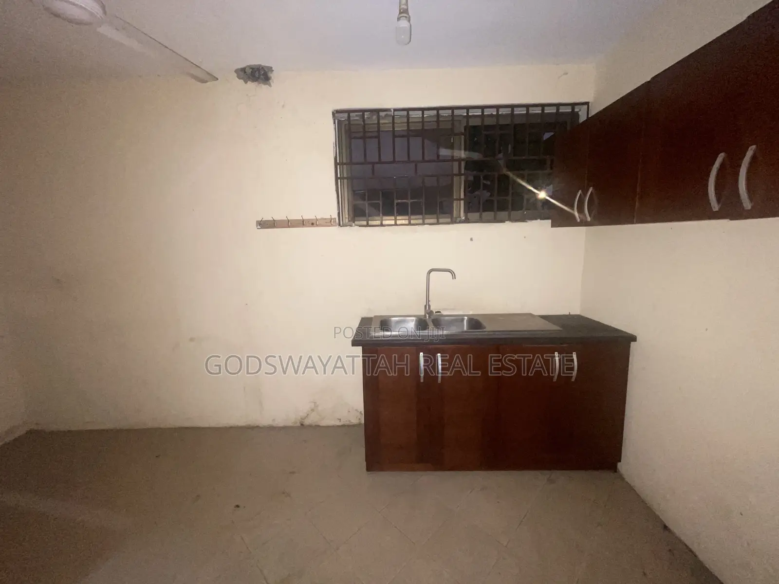 3bdrm House in East Legon, Adjiriganor for rent