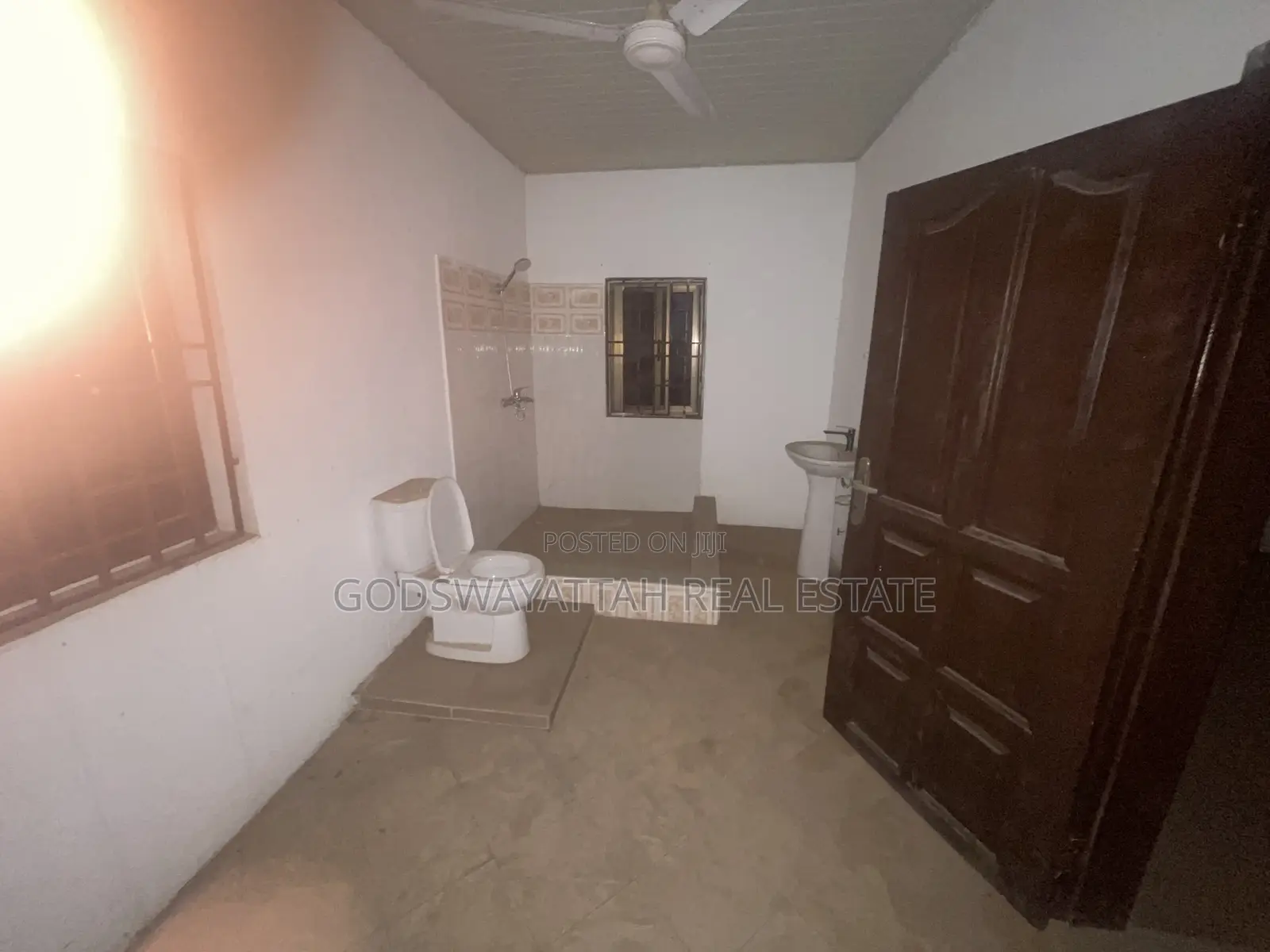 3bdrm House in East Legon, Adjiriganor for rent