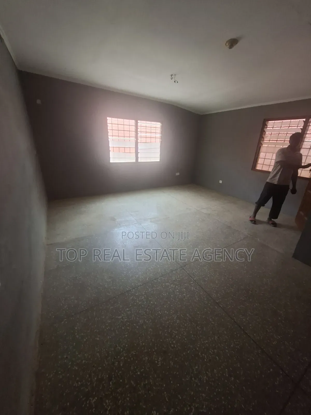 Two Bedrooms Office Space at Dome K. Boat for Rent