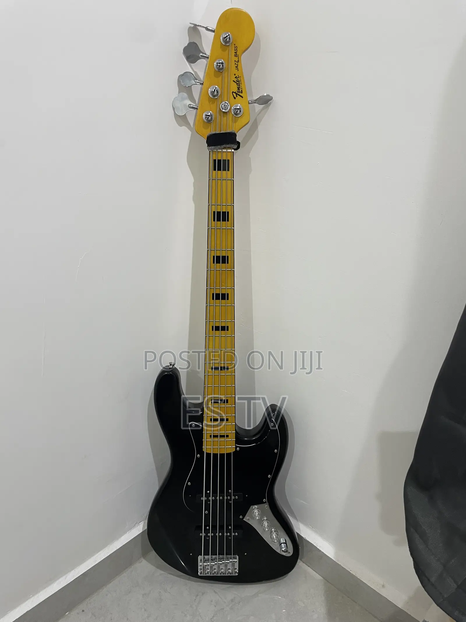 Fender Jazz Bass Guitar