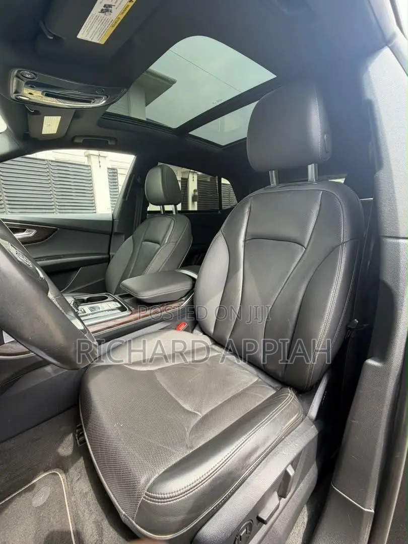 Audi Q8 2022 Gray