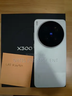 New Vivo X300 Ultra 512 GB Black