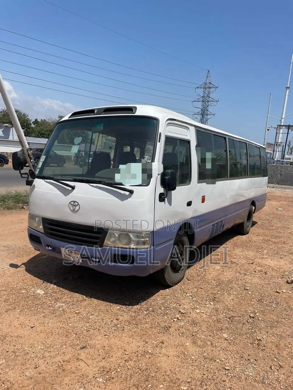 Toyota Coaster 2012