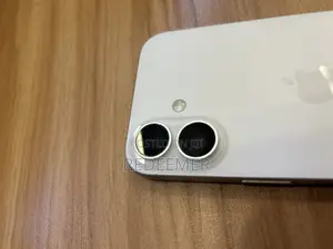 Apple iPhone 16 128 GB White
