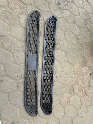 Hyundai Santa Fe Santafe 2019 2020 Front Bumper Lower Dow Grill Grille