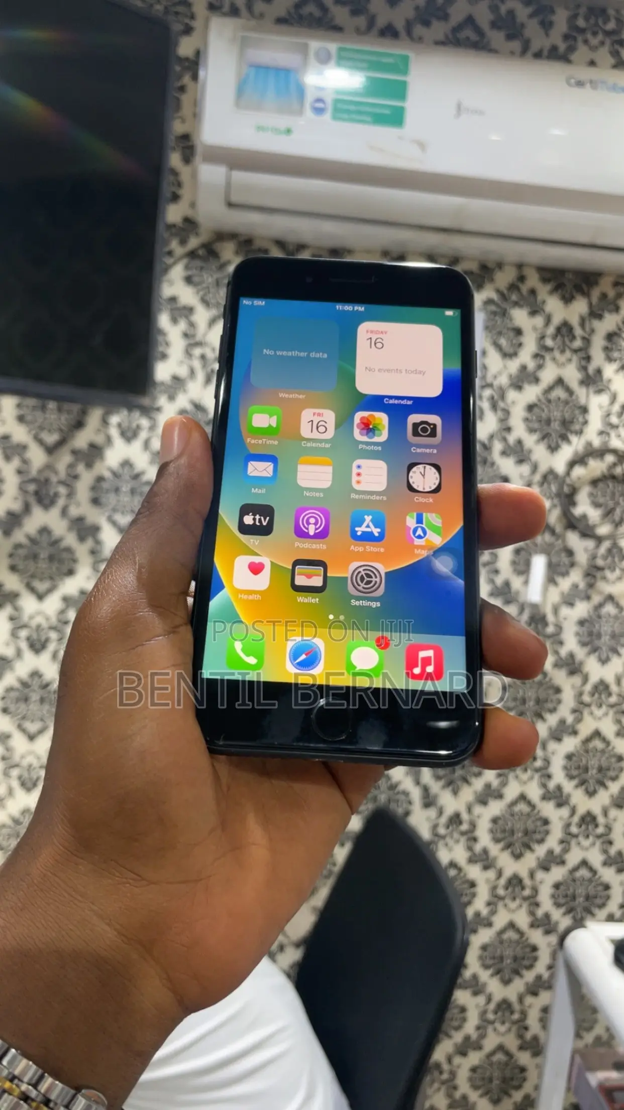 Apple iPhone 8 Plus 64 GB Black