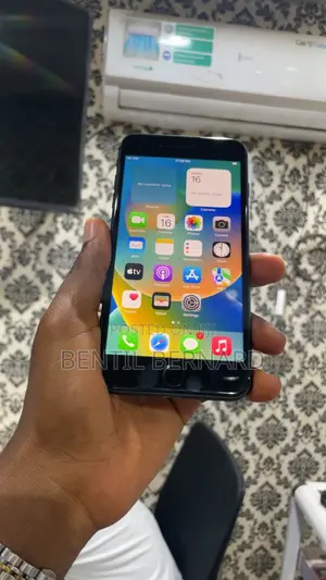 Apple iPhone 8 Plus 64 GB Black