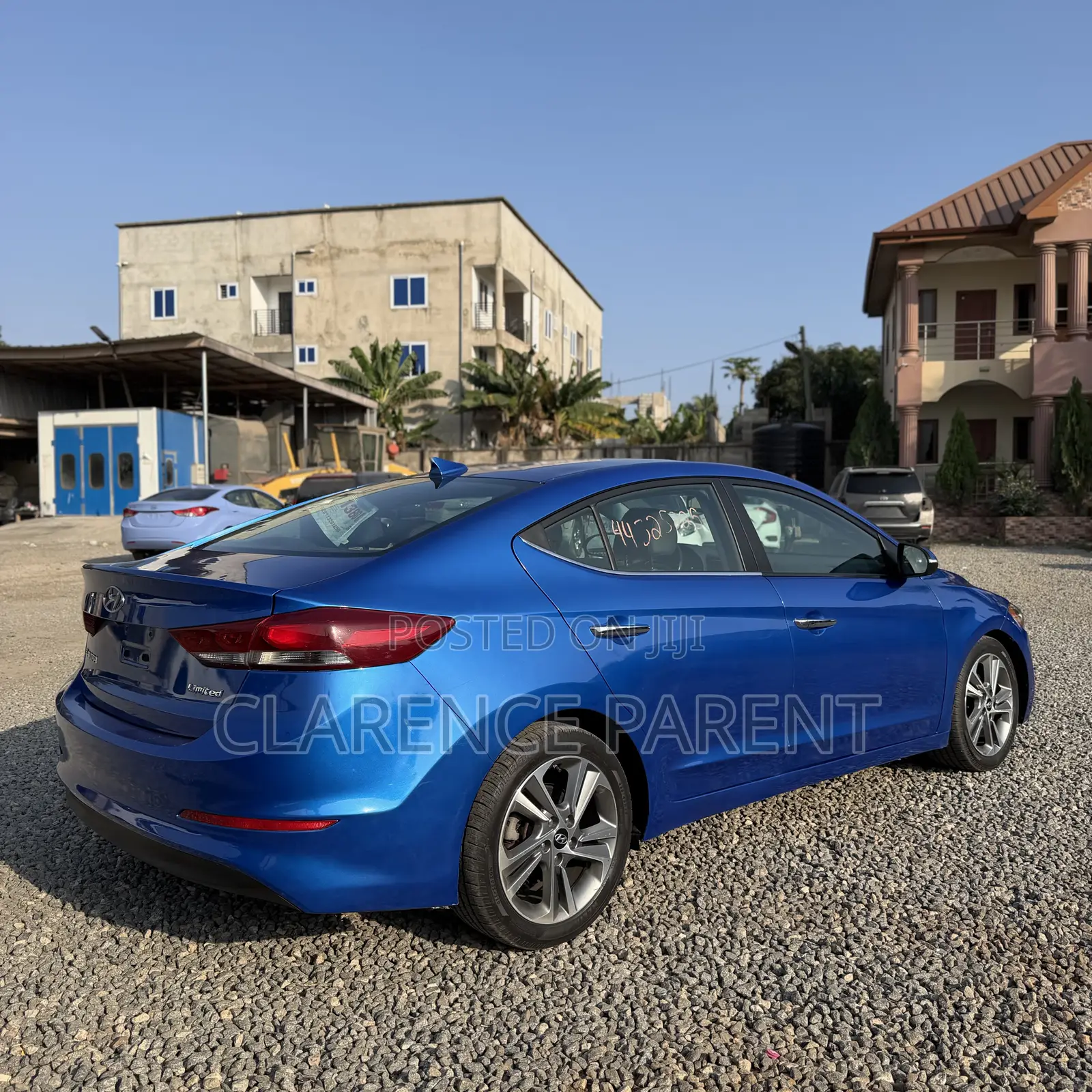 Hyundai Elantra Limited Sedan FWD (2.0L 4cyl 6A) 2017 Blue