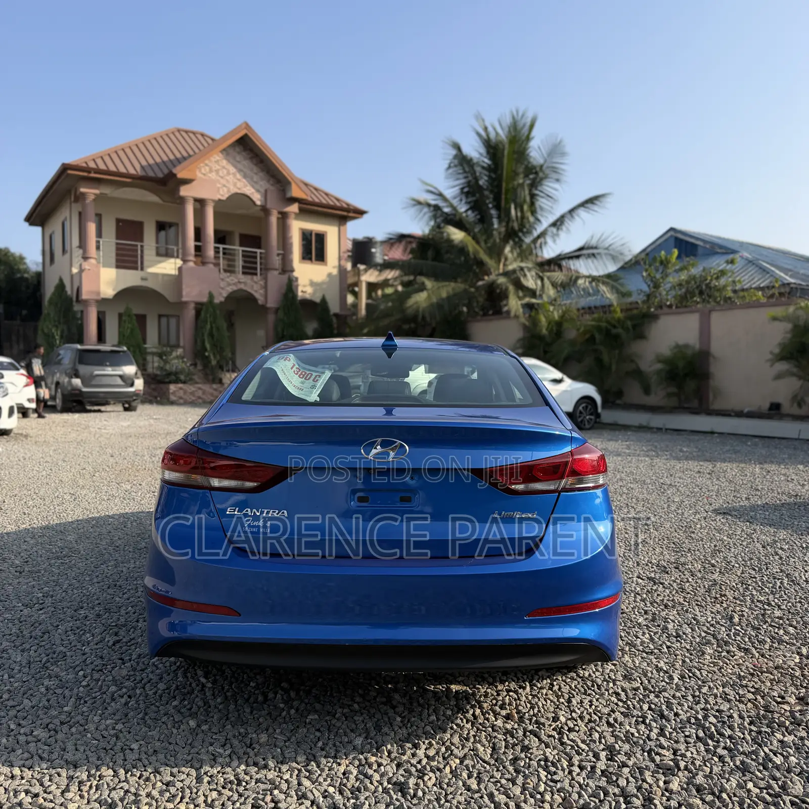 Hyundai Elantra Limited Sedan FWD (2.0L 4cyl 6A) 2017 Blue