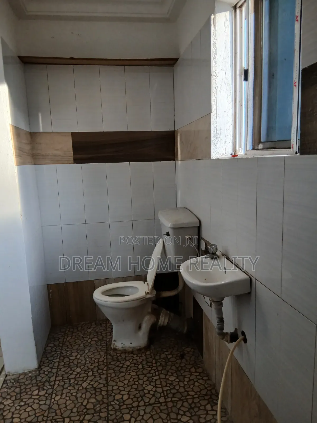 1bdrm Apartment in Overhead for rent