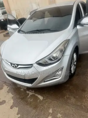 Hyundai Elantra SE 4dr Sedan (1.8L 4cyl 6A) 2015 Silver