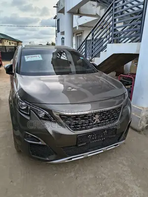 Peugeot 5008 1.6 THP 165 GT Line 2020 Gray