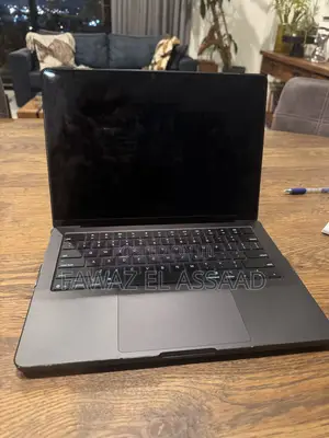 Laptop Apple MacBook Pro 2025 M5 16GB Apple M5 SSD 500GB
