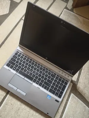 Laptop HP EliteBook 8560P 6GB Intel Core i5 HDD 500GB