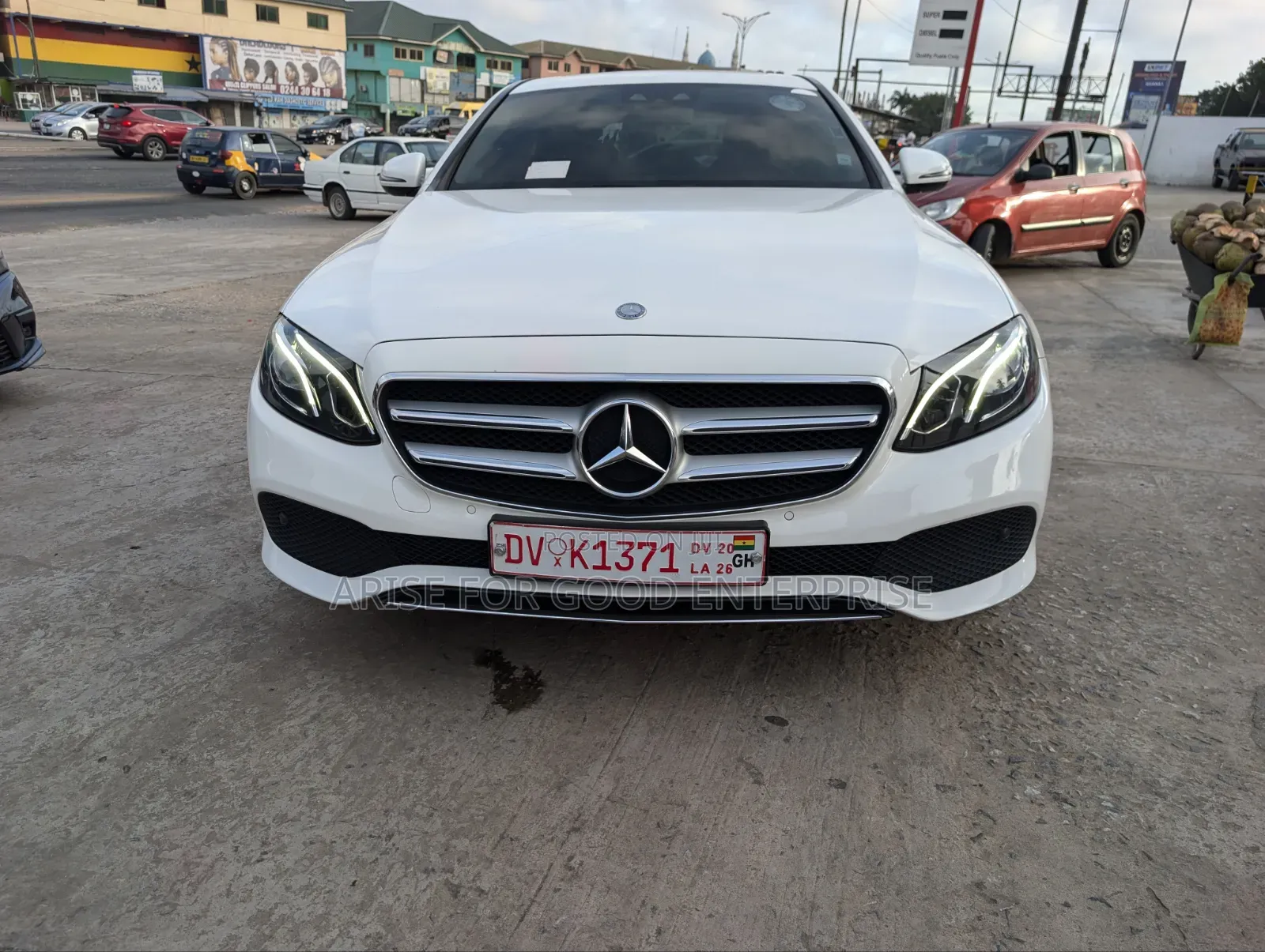 Mercedes-Benz E300 4Matic AWD Sedan (2.0L 4cyl 9A) 2017 White