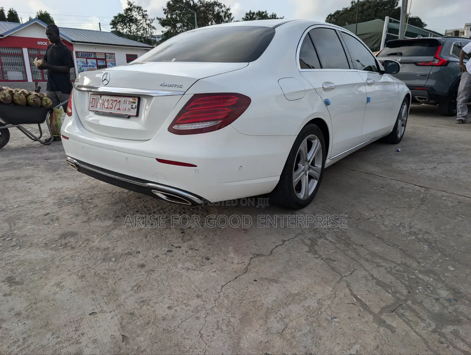 Mercedes-Benz E300 4Matic AWD Sedan (2.0L 4cyl 9A) 2017 White