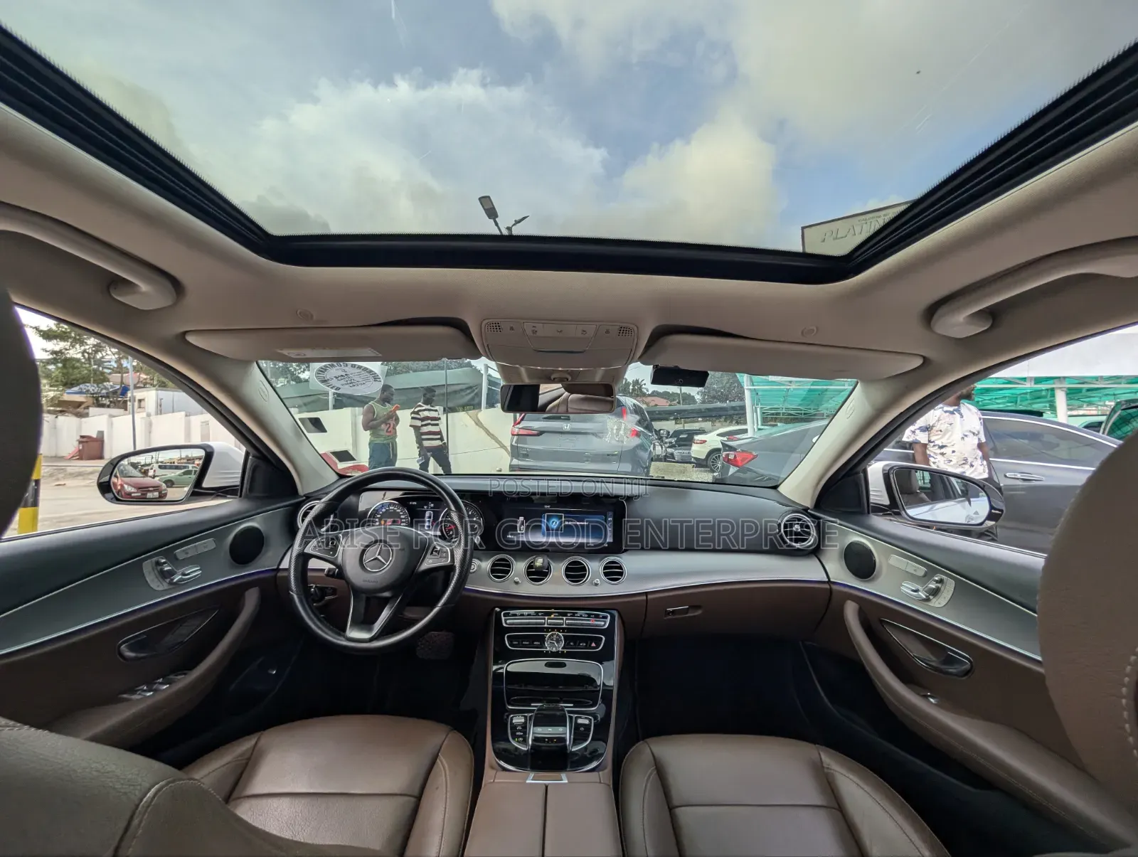 Mercedes-Benz E300 4Matic AWD Sedan (2.0L 4cyl 9A) 2017 White