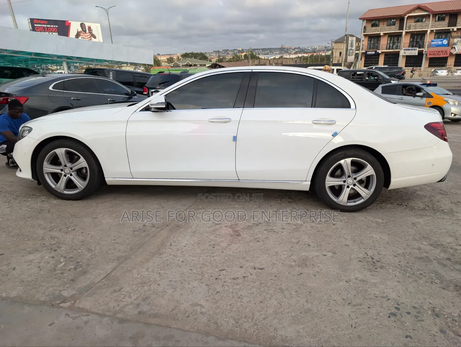 Mercedes-Benz E300 4Matic AWD Sedan (2.0L 4cyl 9A) 2017 White