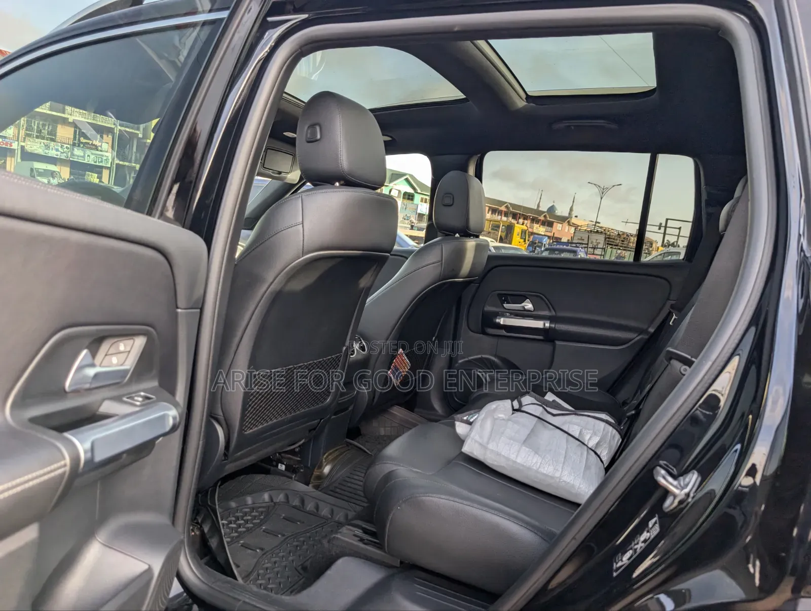 Mercedes-Benz GLB-Class GLB 250 4MATIC 2022 Black