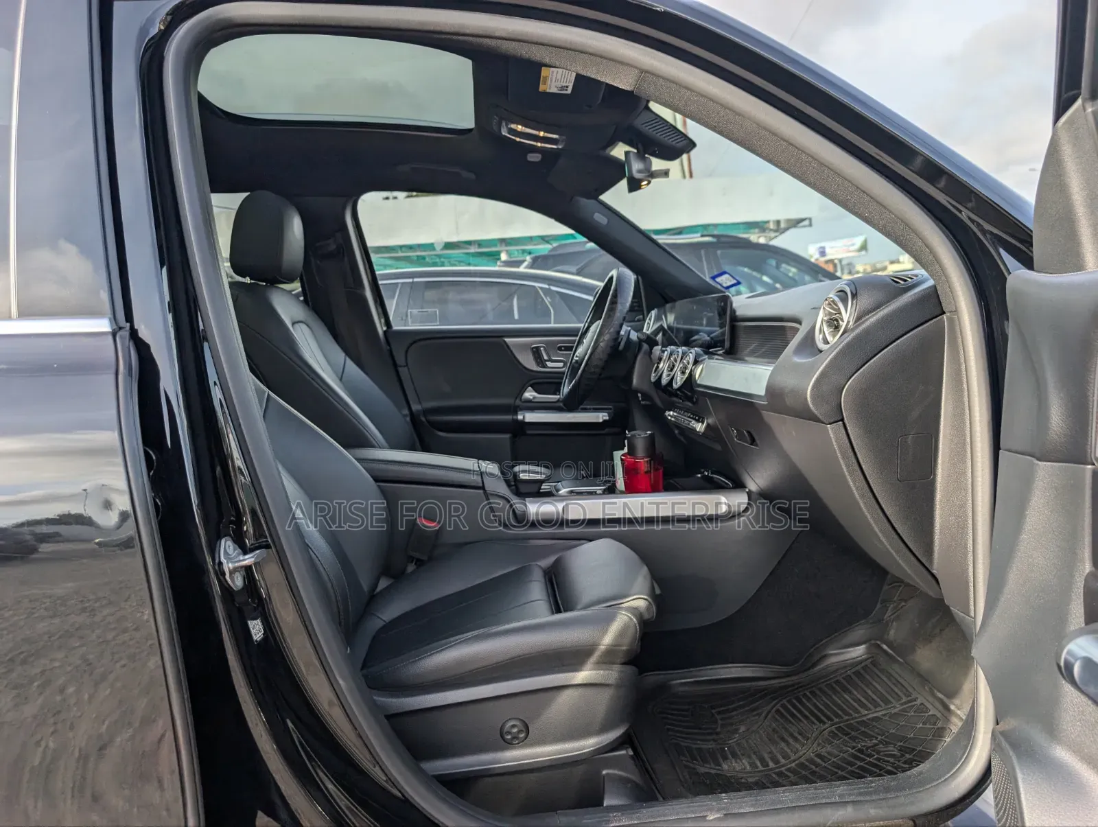 Mercedes-Benz GLB-Class GLB 250 4MATIC 2022 Black
