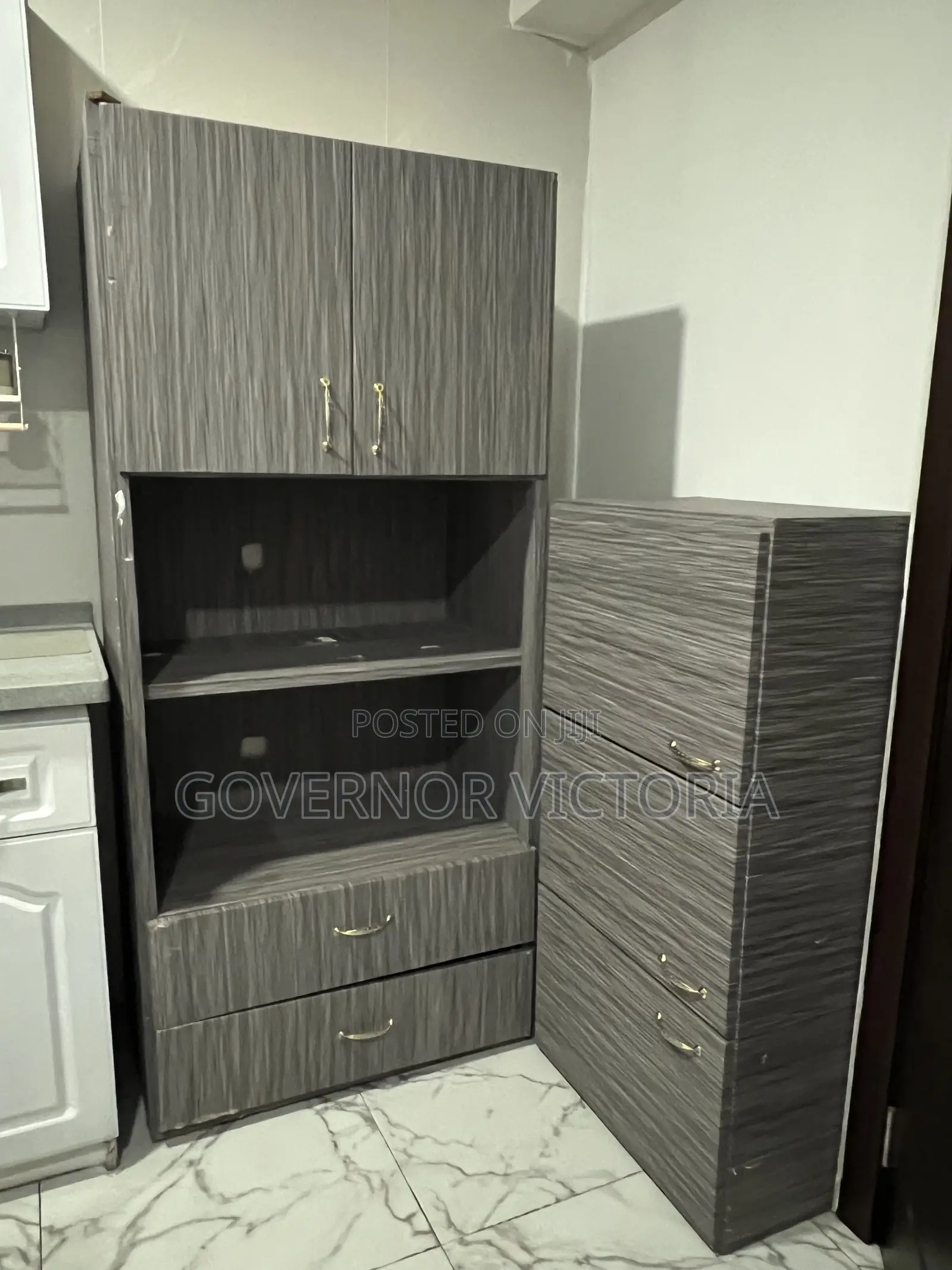 Kitchen Cabinet