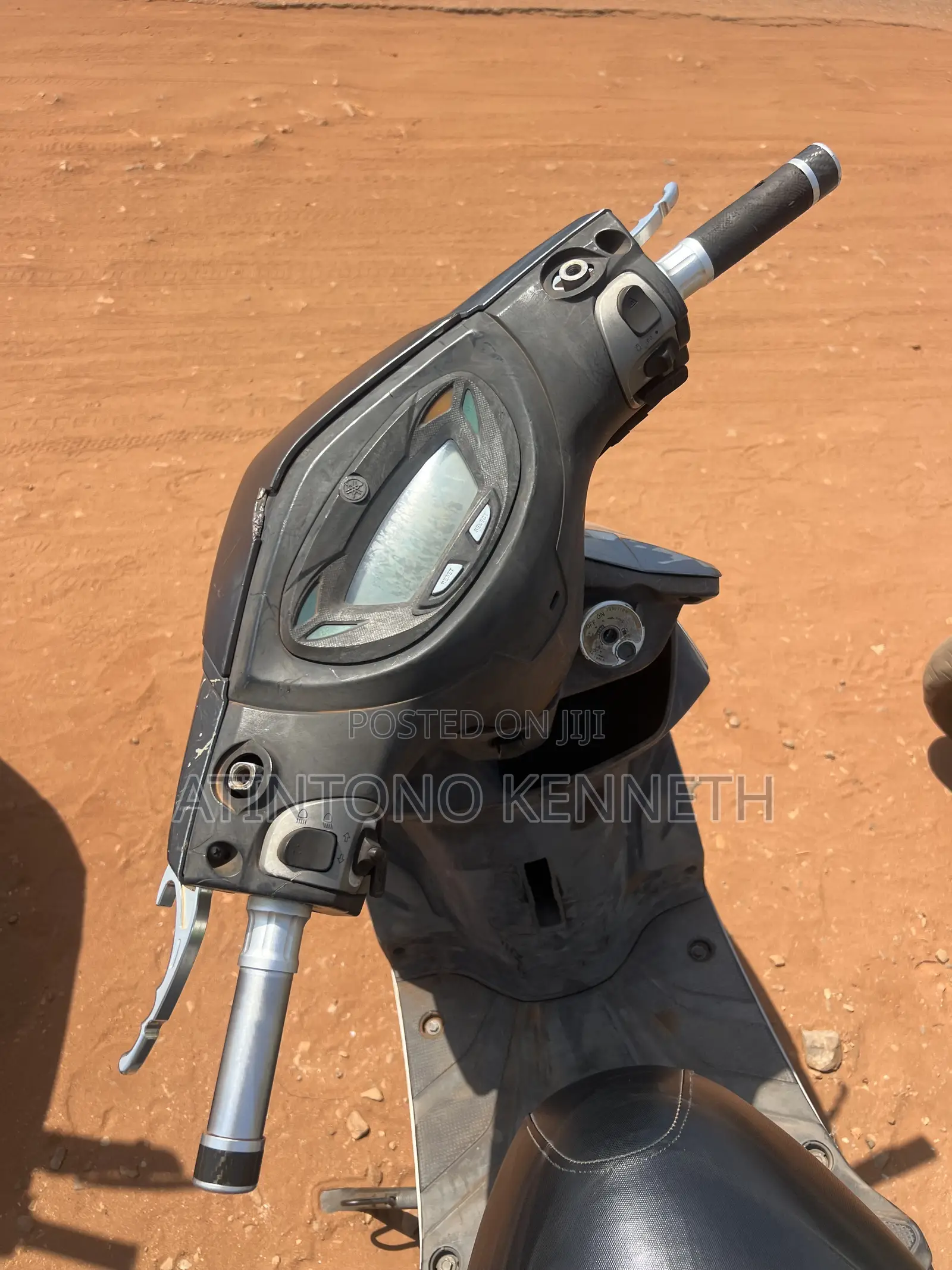 Yamaha Aerox 2018 Gray