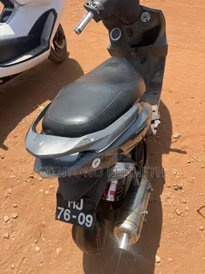 Yamaha Aerox 2018 Gray