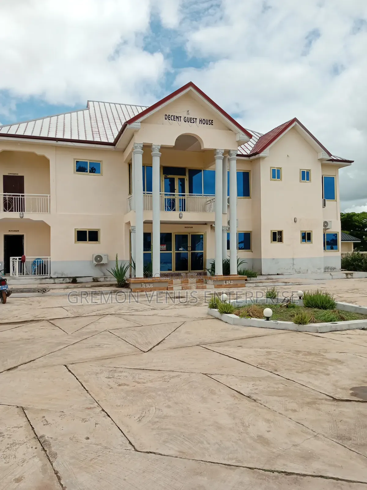 Functioning Hotel/Guest House