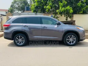 Toyota Land Cruiser 2015 Black
