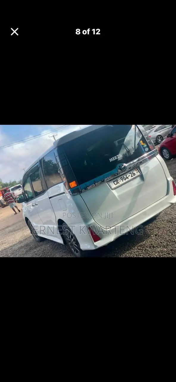 Toyota Voxy 2016 White