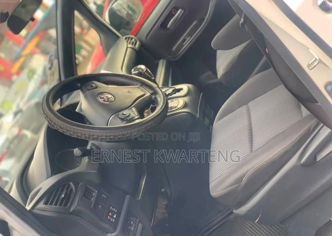 Toyota Voxy 2016 White