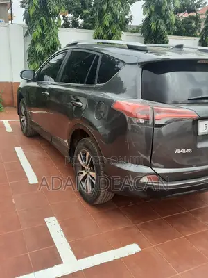 Toyota RAV4 2018