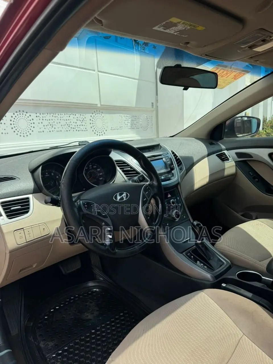 Hyundai Elantra 2016 Red