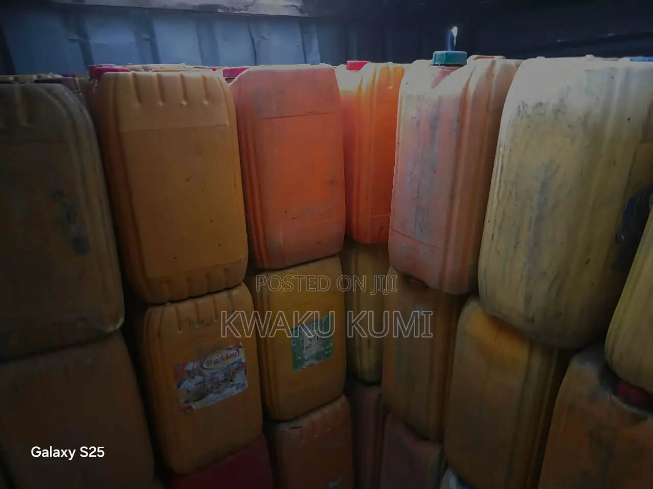 Used 25-Litre Plastic Jerrycans for Sale