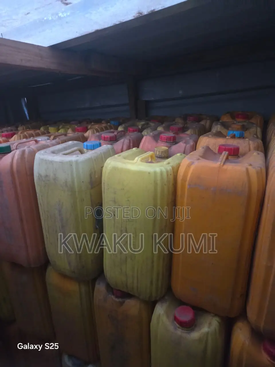 Used 25-Litre Plastic Jerrycans for Sale