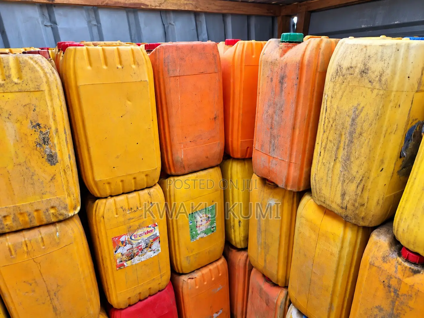 Used 25-Litre Plastic Jerrycans for Sale