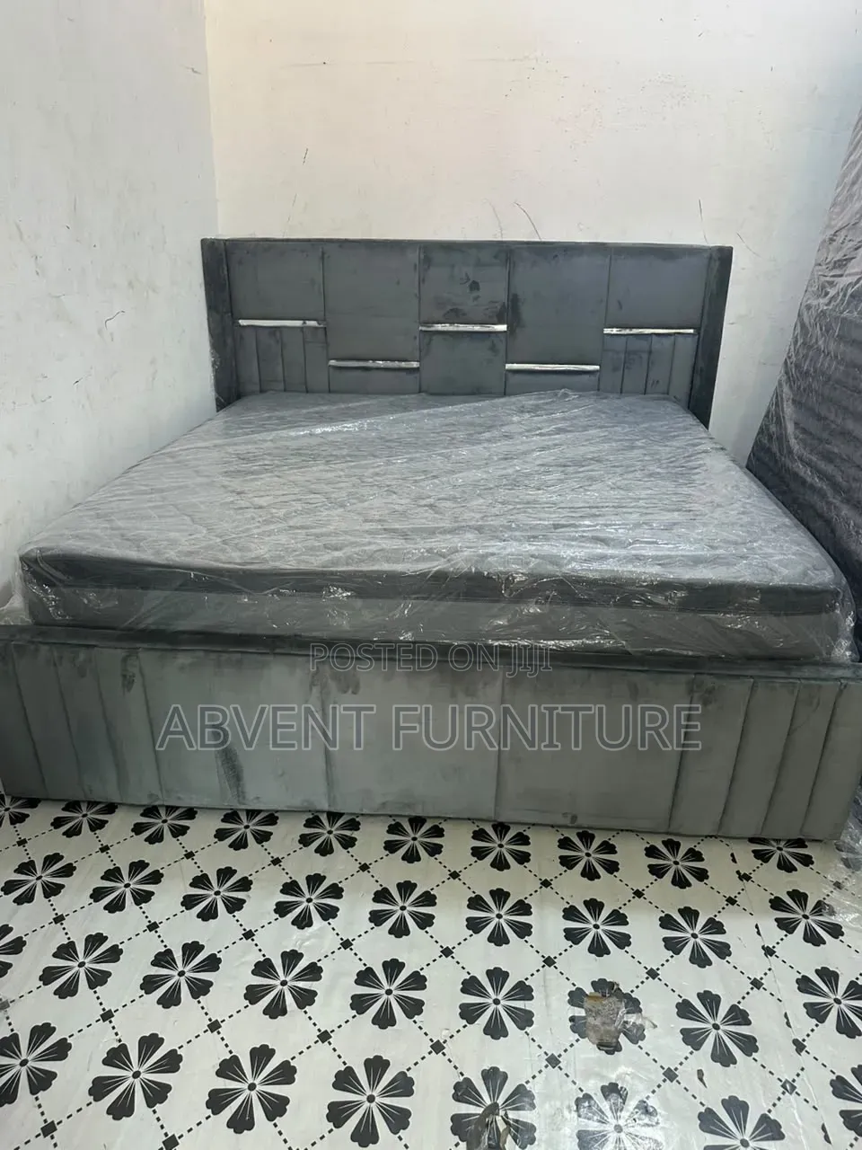 Queen Size Compressed Mattress