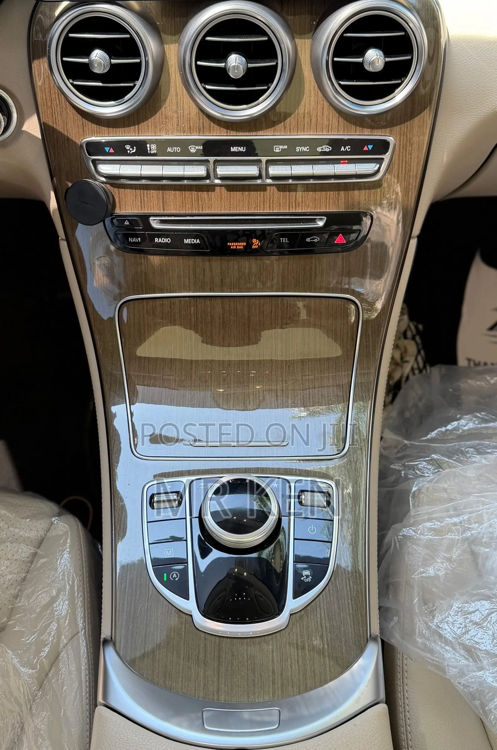 Mercedes-Benz GLC-Class 2019 White