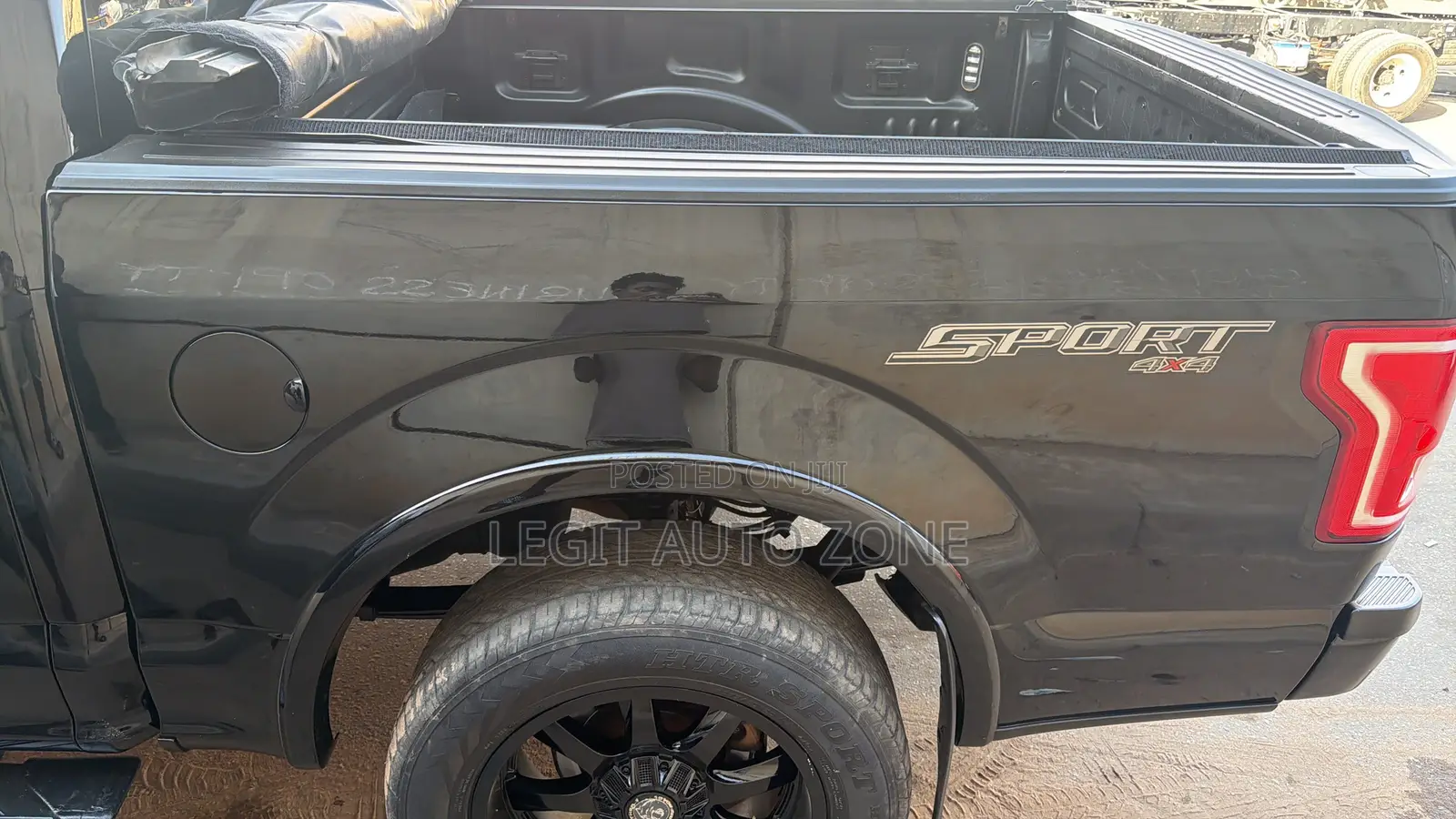 Ford F150 2016,2017,2018,2019,2020,2021,2022, Bucket Cover Available