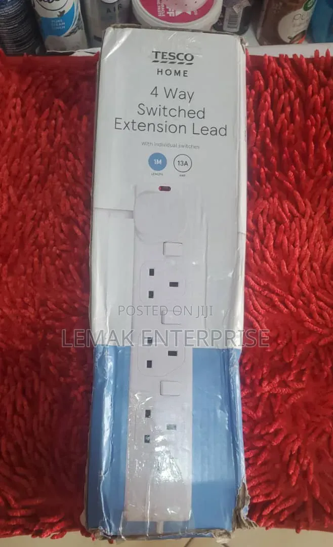Tesco Home 4 Way Switched Extension