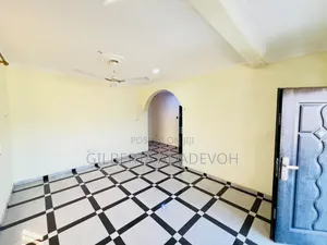 1bdrm Apartment in Danfa for rent