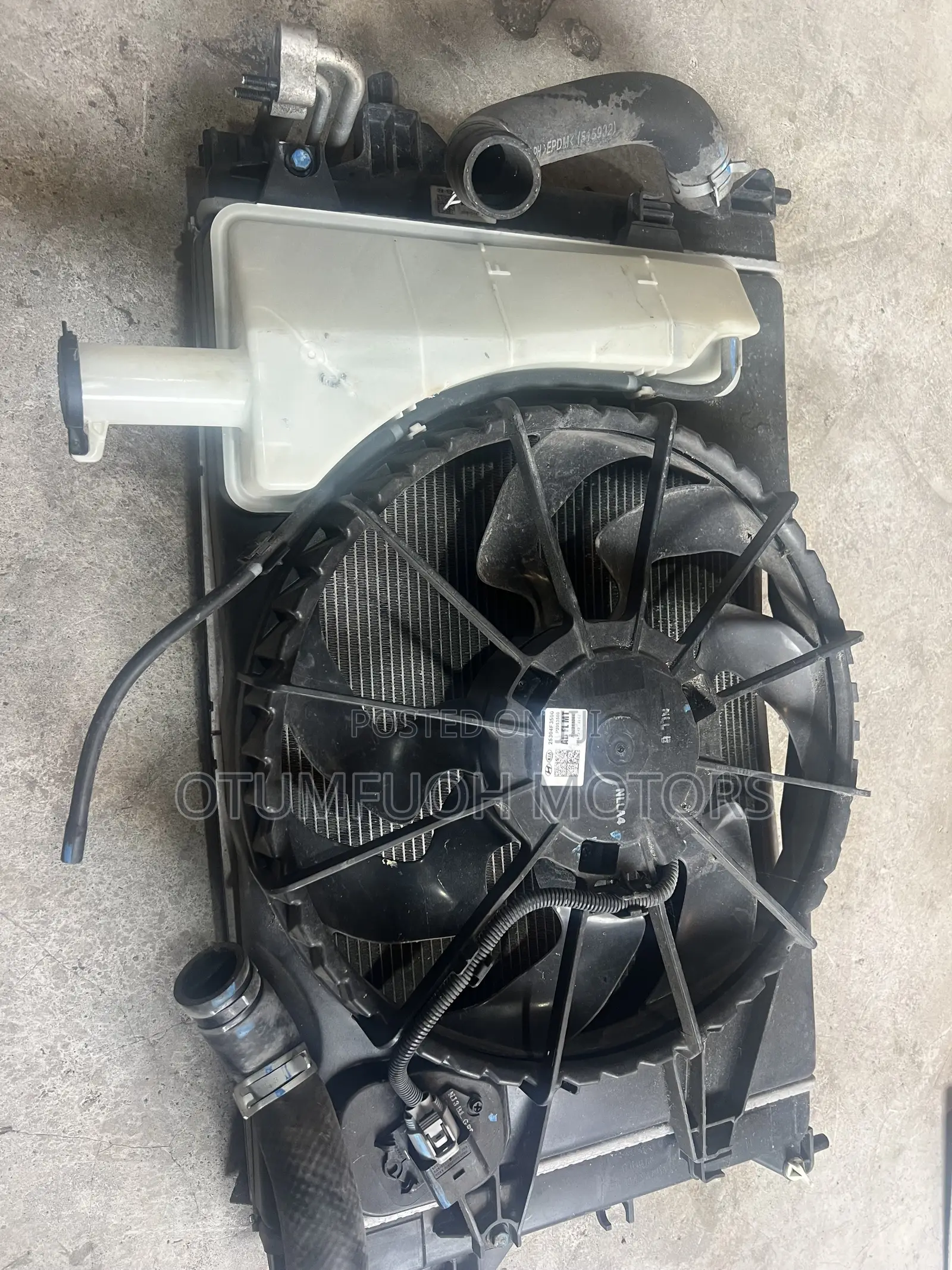 Hyundai Elantra 2017 2018 2019 2020 Complete Radiator (Water Tank)