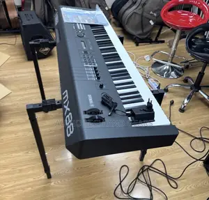 Yamaha MX88 Electronic Keyboard