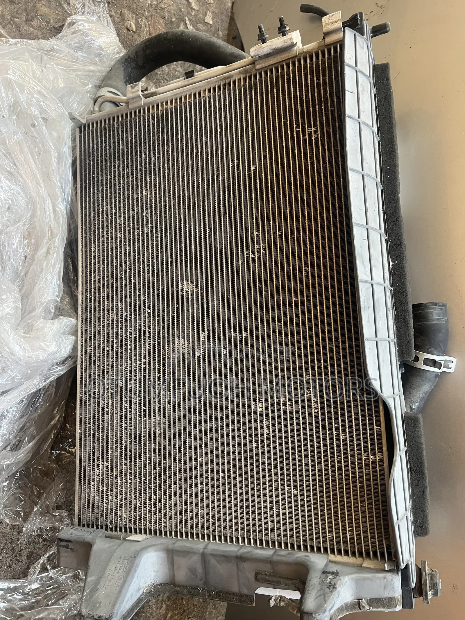 Hyundai Accent 2012 2013 2014 2015 2016 Complete Radiator (Water Tank)