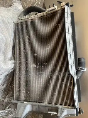 Hyundai Accent 2012 2013 2014 2015 2016 Complete Radiator (Water Tank)