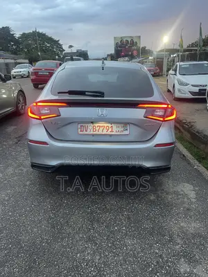 Honda Civic Sport CVT 2025 Silver
