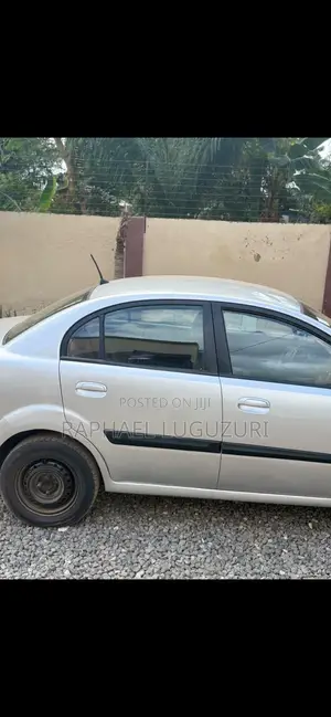 Kia Rio LX 4dr Sedan (1.6L 4cyl 4A) 2010 Silver