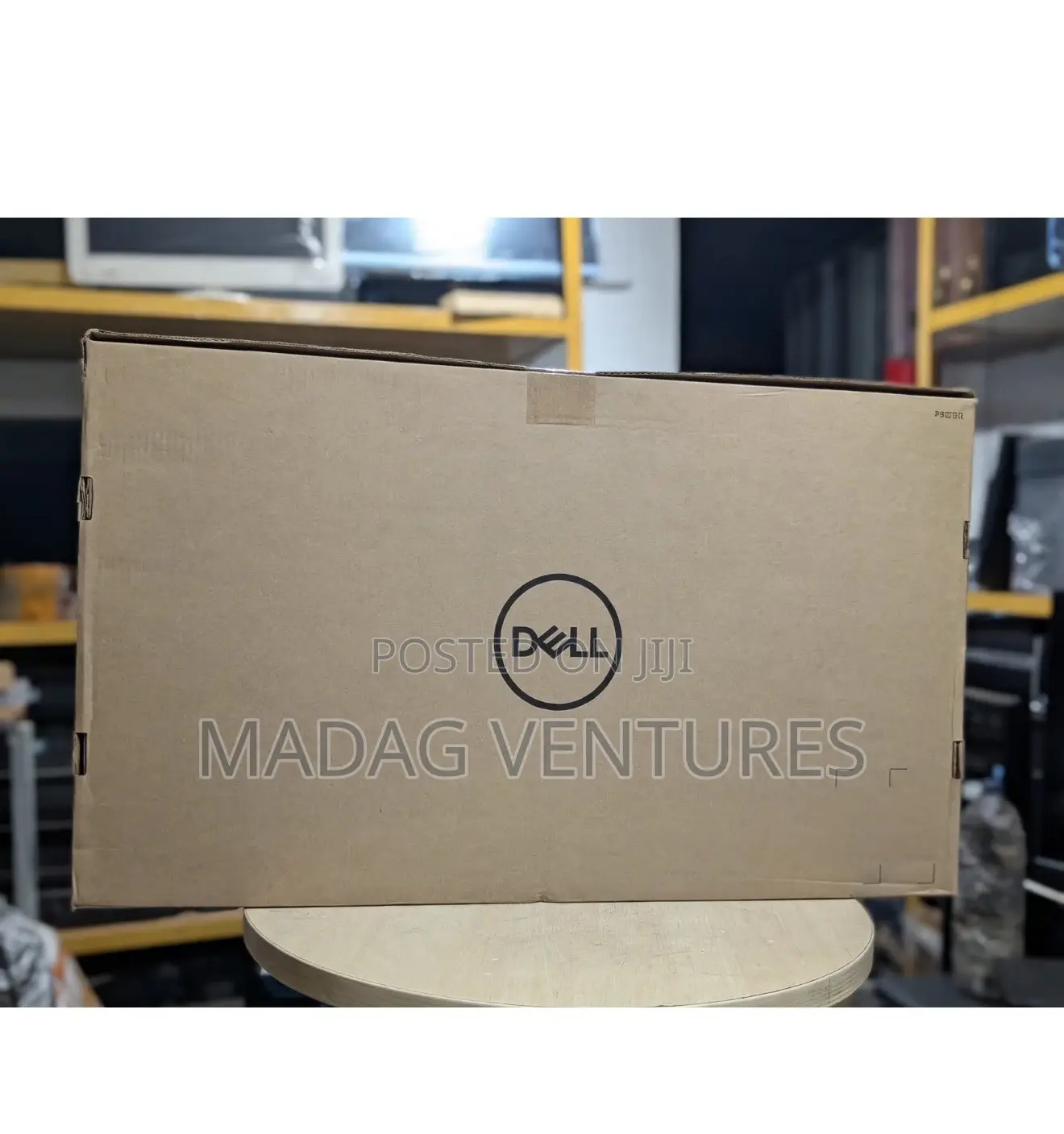 Dell P3223QE USB Type-C Hub Monitor, 31.5" IPS